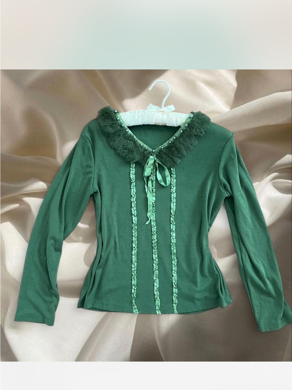 Elegant Green Faux-Fur Collar Long Sleeve Top